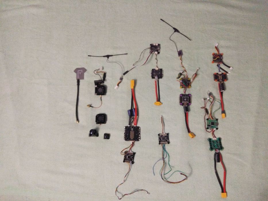 Продам фпв (Fpv) стеки , плати