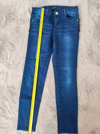 Spodnie jeans dla dziewczynki 140 cm