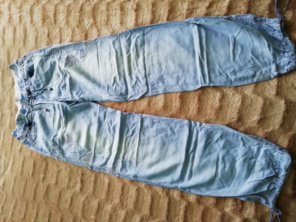 Продам джинсы разные размеры