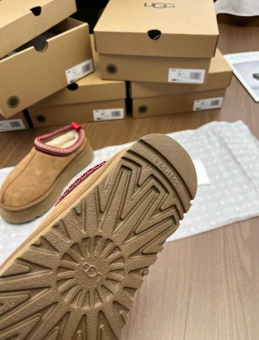 "Buty Trampki" UGG_Tazz R.36