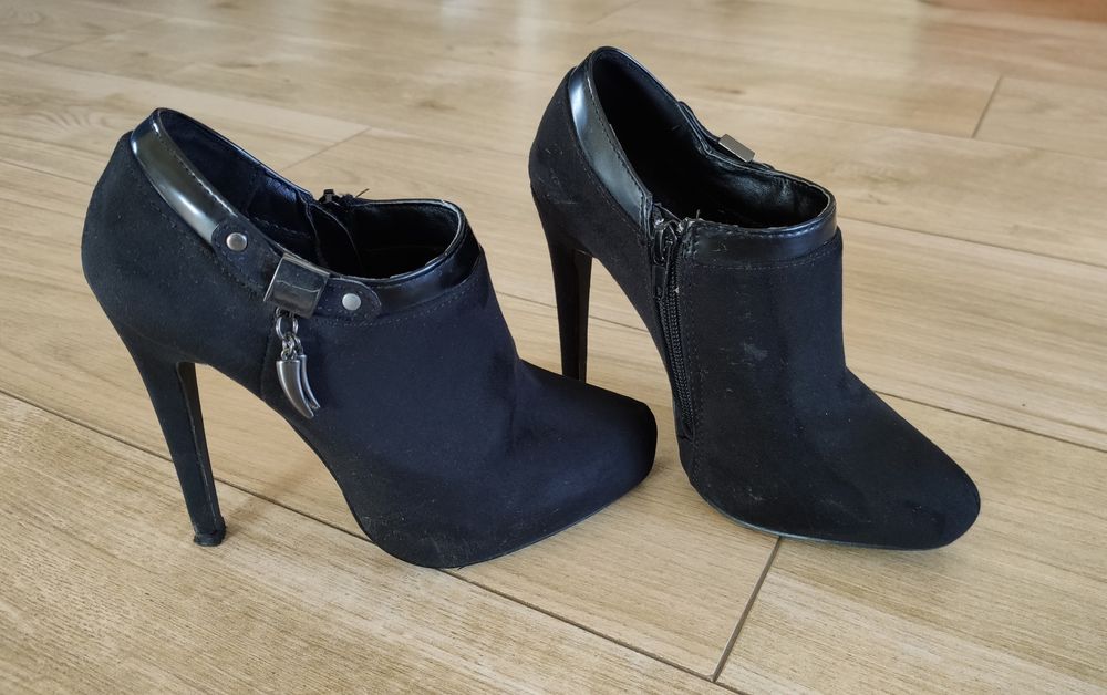 Czarne botki na obcasie Jenny Fairy 35