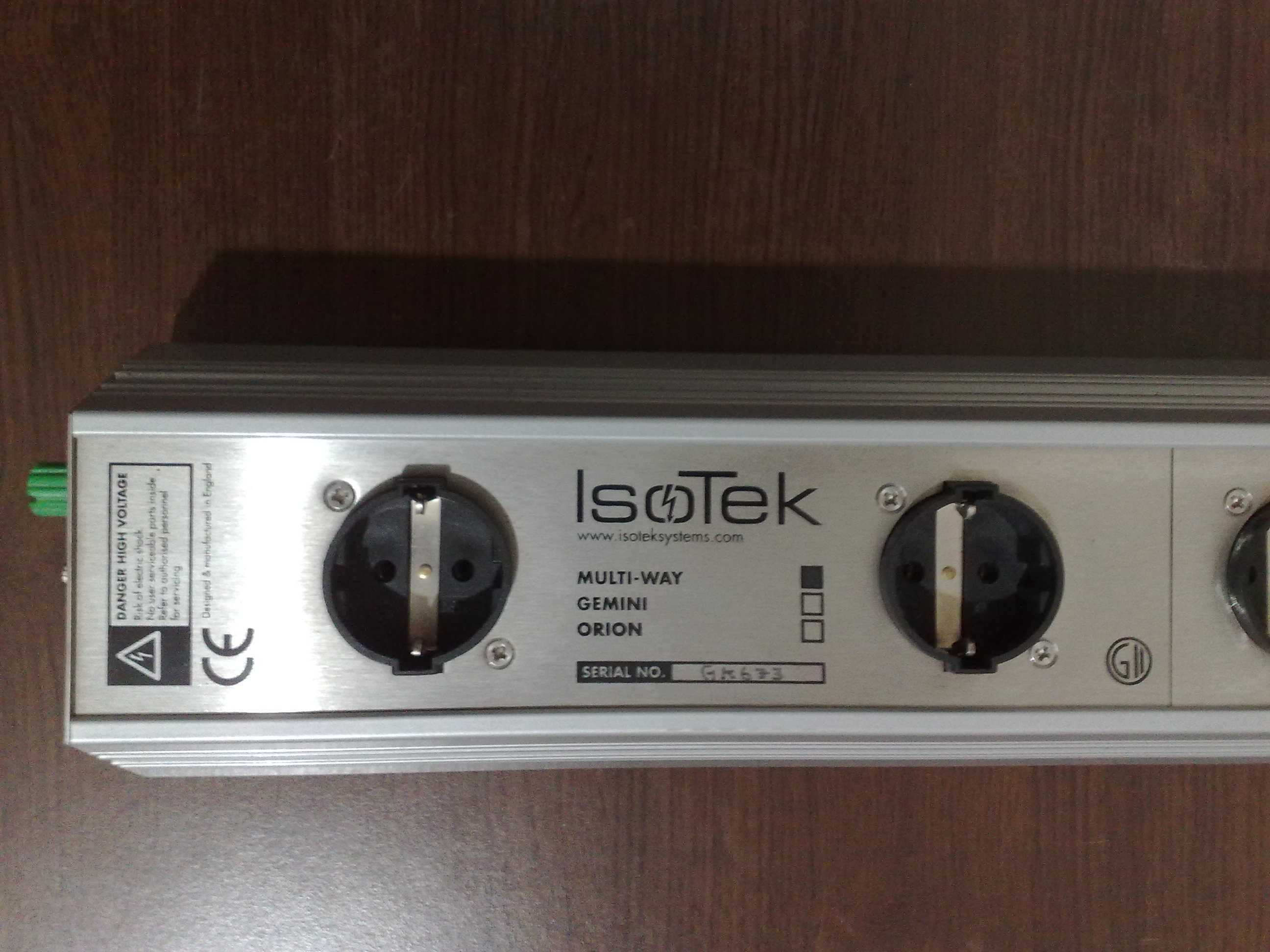 Listwa filtrująca IsoTek Multi-Way + High Performance Power Cord LC