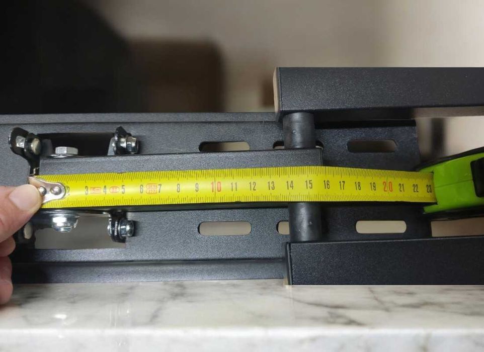 Поворотний кронштейн для телевізора з поворотом 26"- 52" до 50 кг