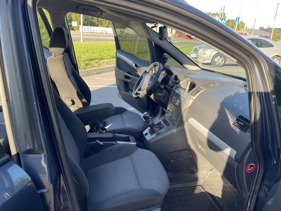 Продам Opel  Zafira