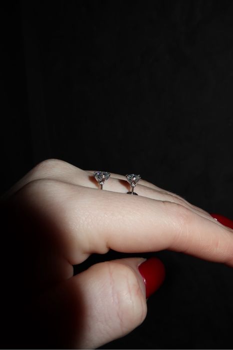 Срібні сережки з муасанітами 0,5 ct