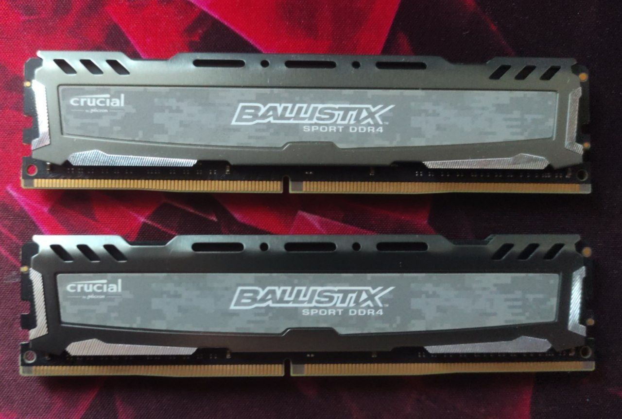 Оперативна пам'ять Crucial Ballistix 16Gb 2400