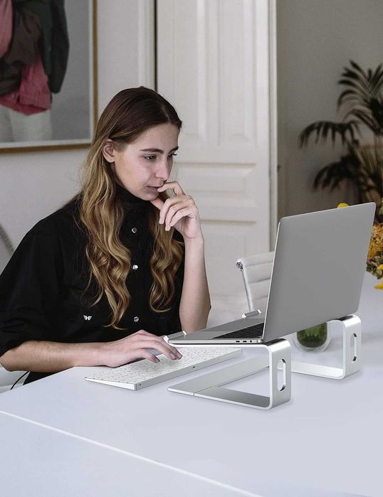 Подставка под ноутбук ALASHI Laptop Stand for Desk 10-15.6 серебро