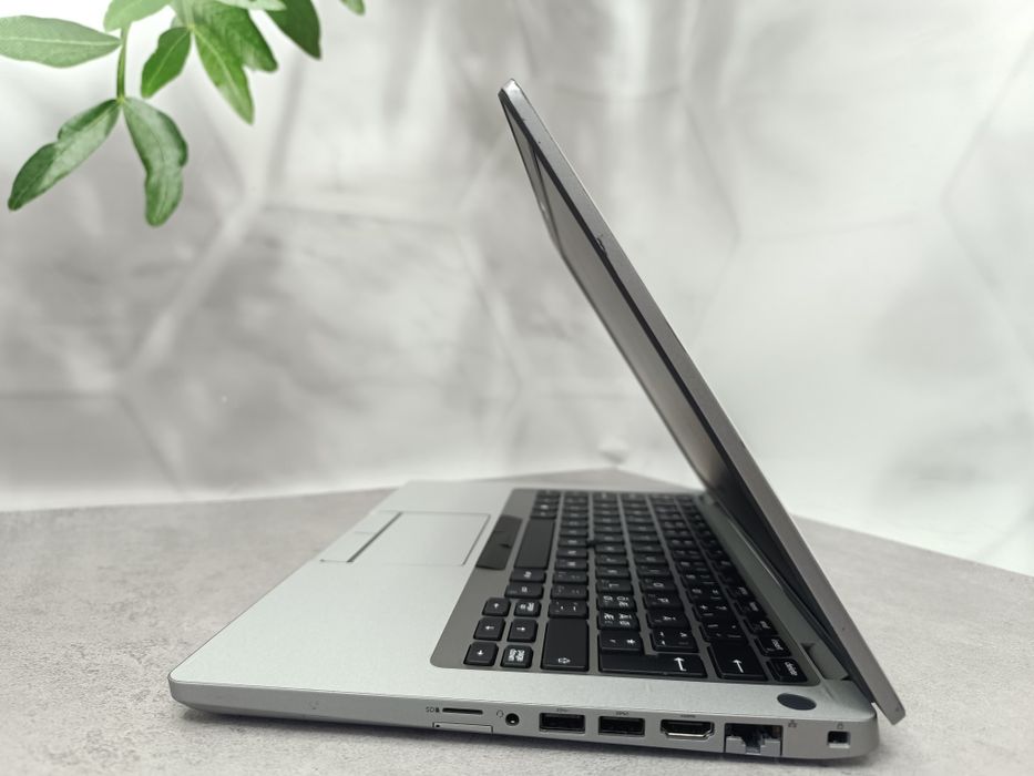 Ноутбук Dell Latitude 5410/i5-10210U/16GB/512 GB/14" Full HD IPS