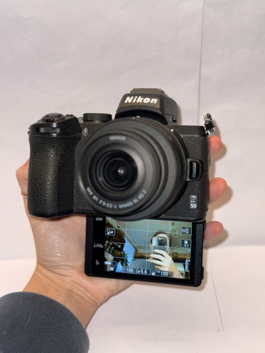 Nikon z 50 з обʼєктивом 16-50 f 3.5:56