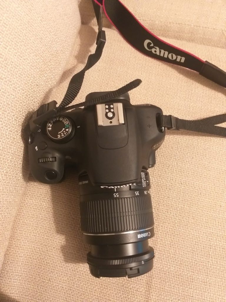 Canon eos 1200d .