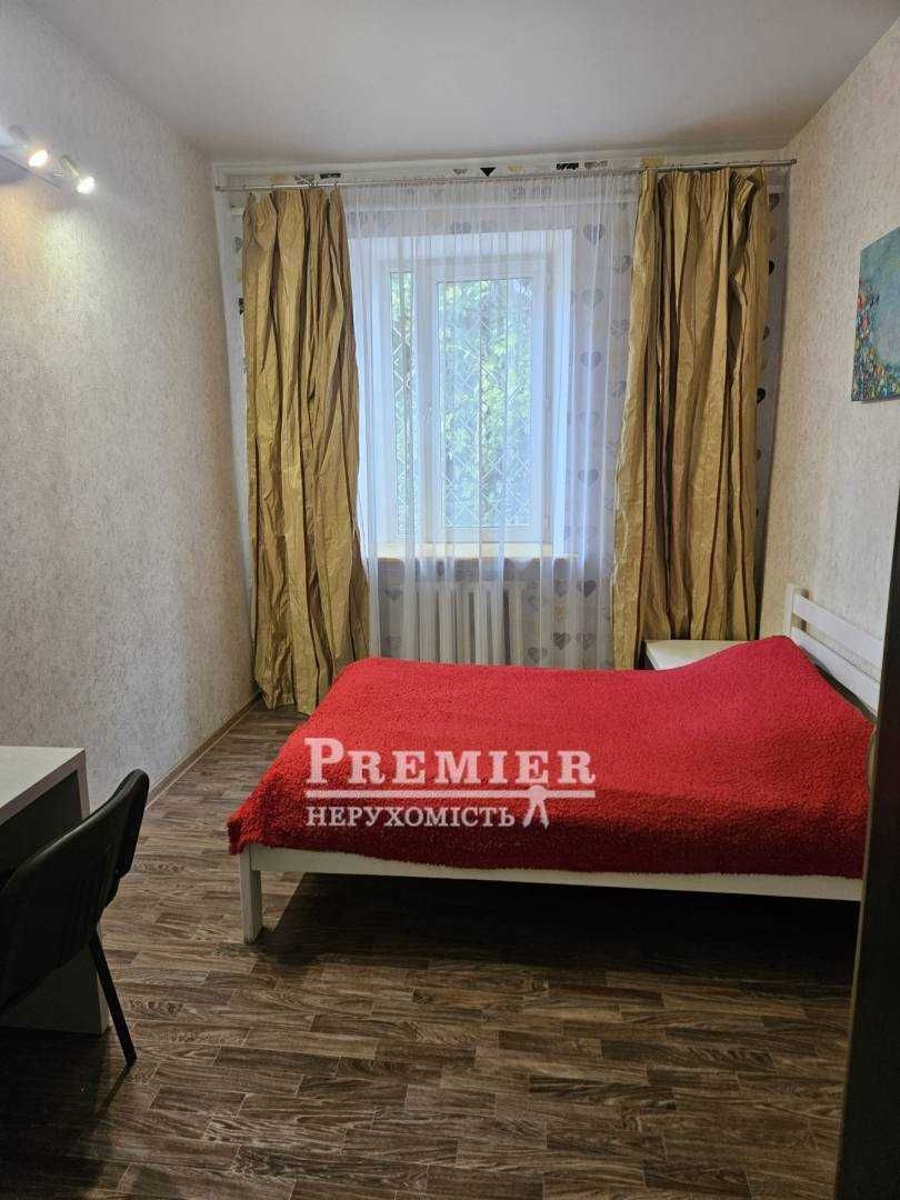 Центр! 3 кімнати! 70 кв! Ремонт! До Дерибасівської 5 хв! 80 000 $!
