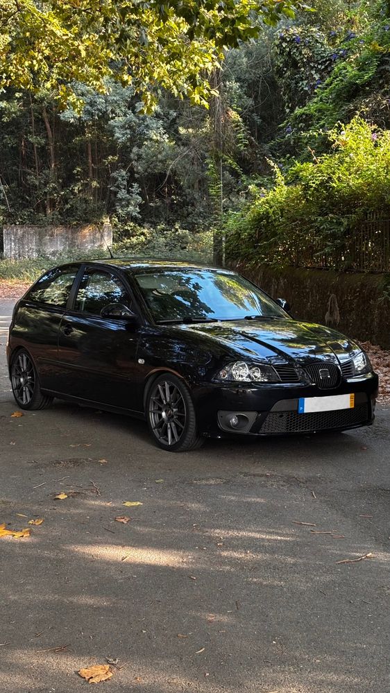 Seat ibiza 6l PD130 5 lugares