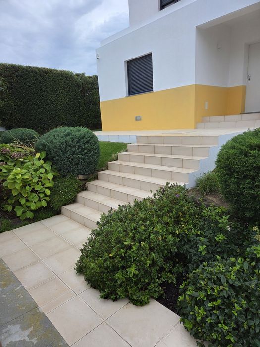 Manutenção de  jardins