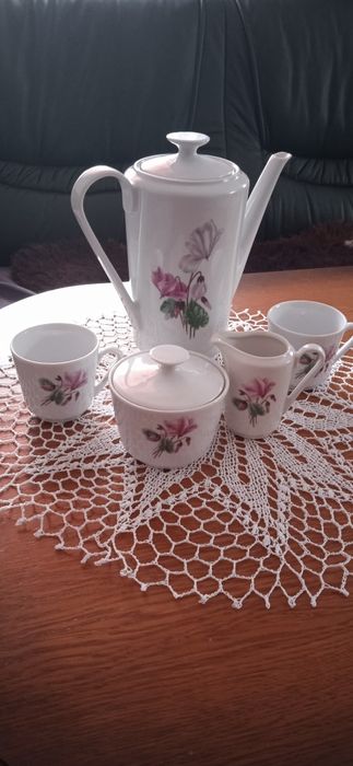 Piękny komplet do kawy sygnatura Kahla