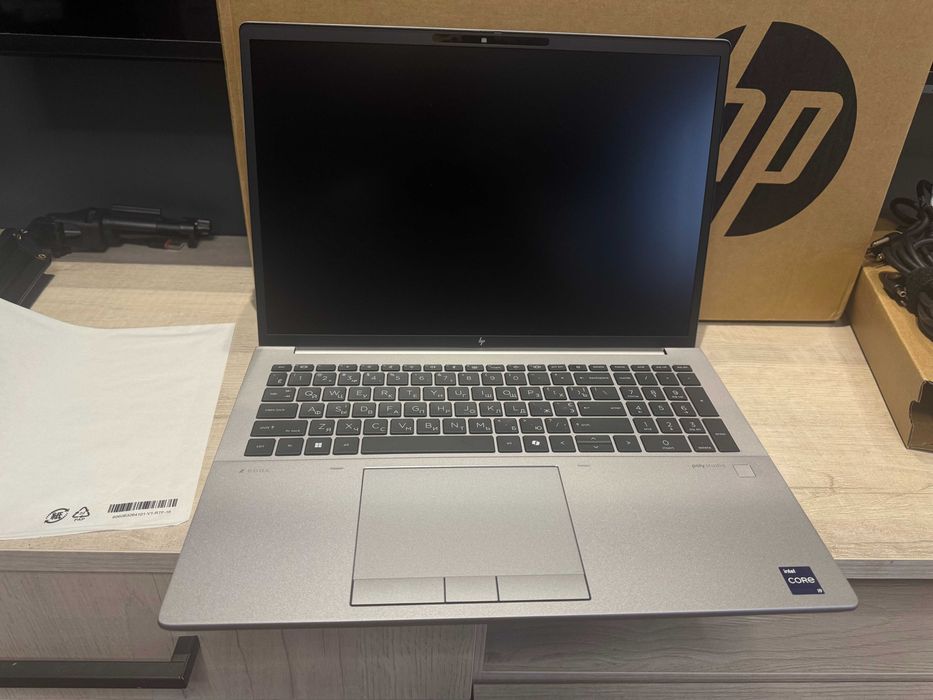 новий HP ZBook Fury 16 G11 (AM192UP) i9/32GB/2TB/RTX 4000 Ada