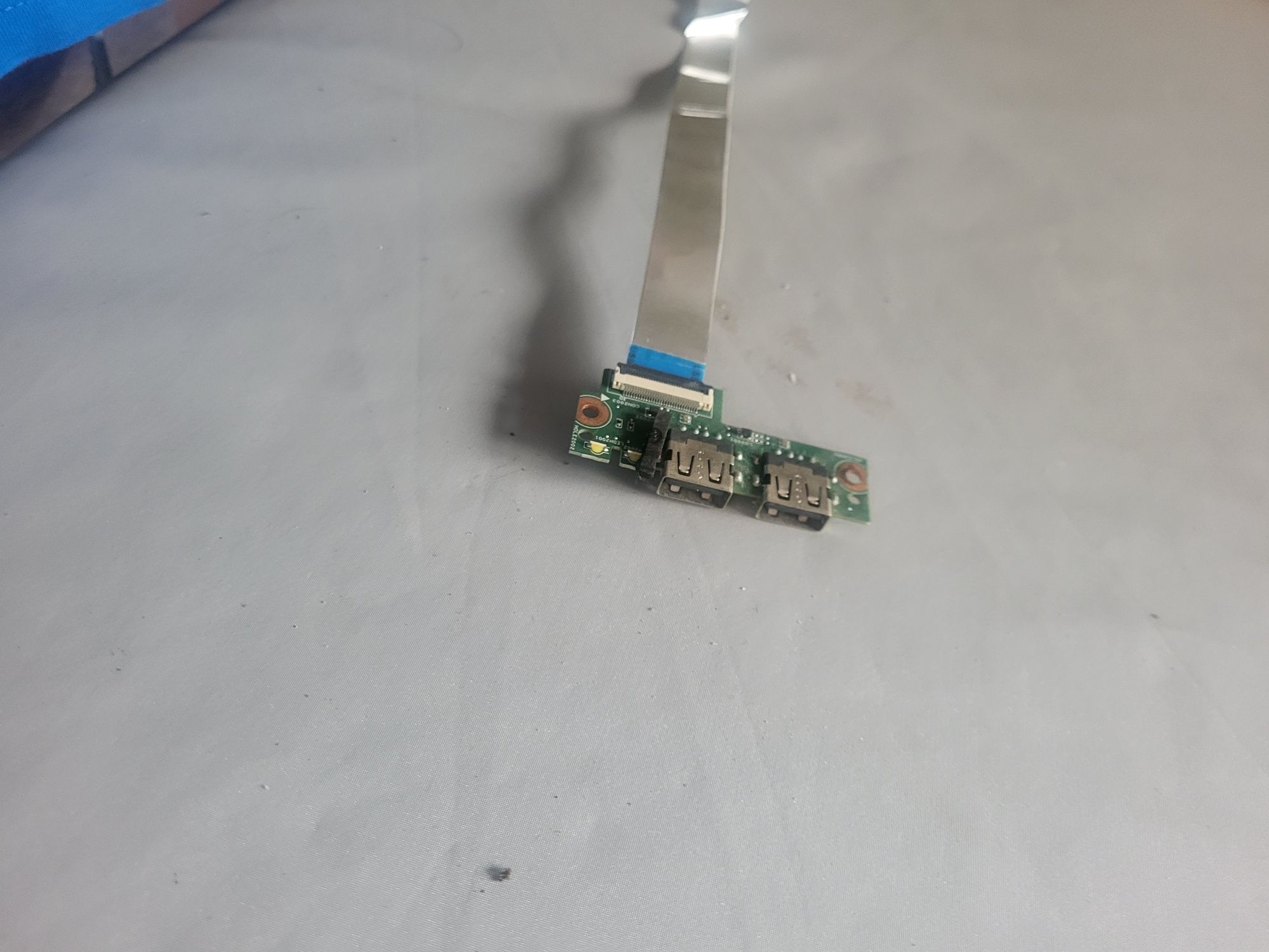 Sprzedam moduł USB do laptopa HP 250 G2