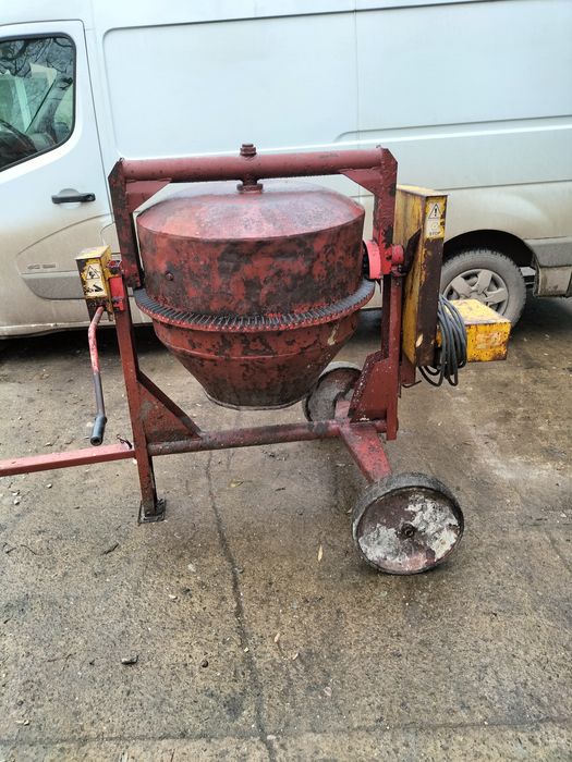 Betoniarka Defro 150l.Zasilanie 360v.Możliwosc transportu