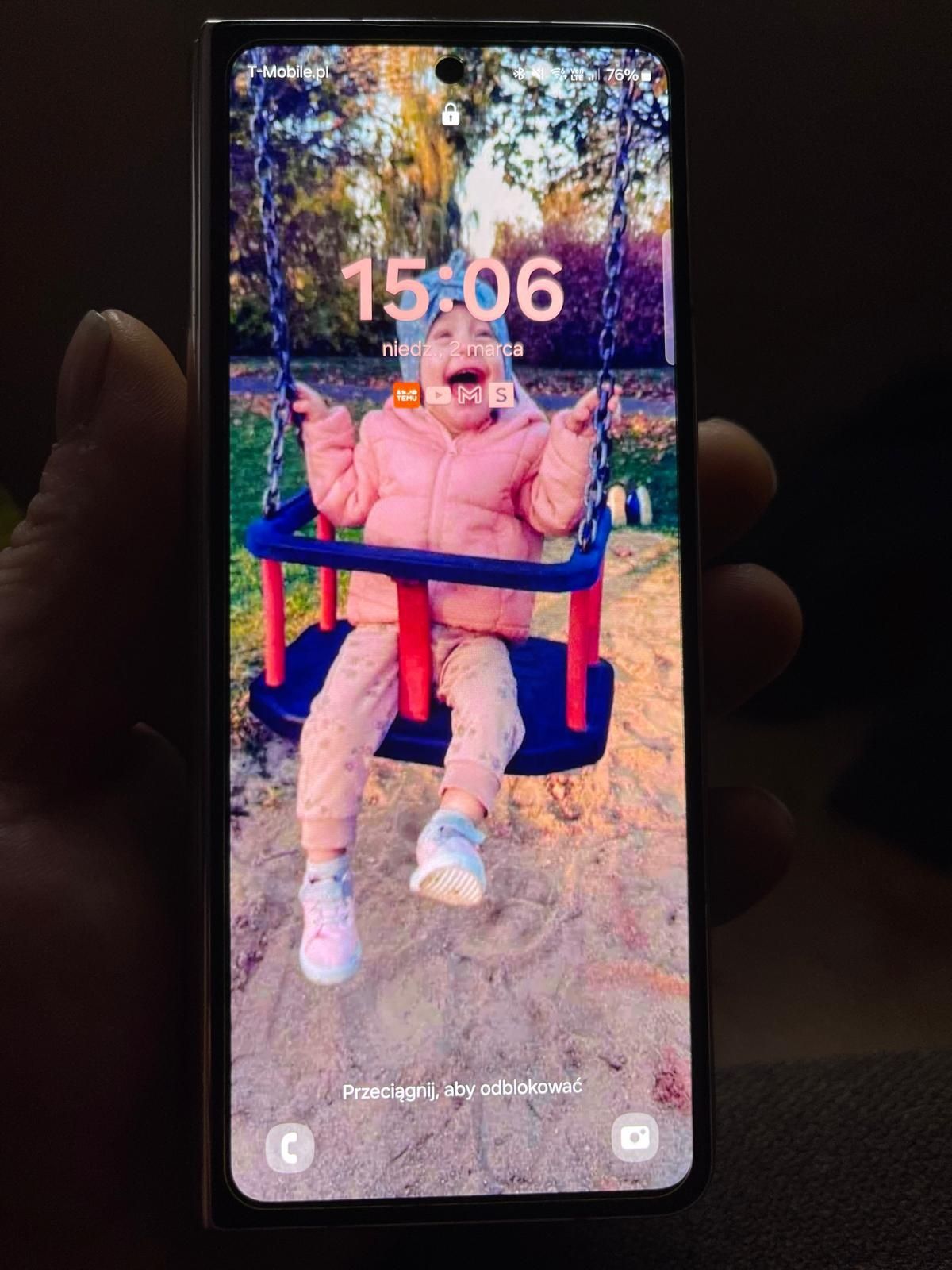 Mam na zamianę telefon  GALAXY Z FOLD 4 na samsung filip 4