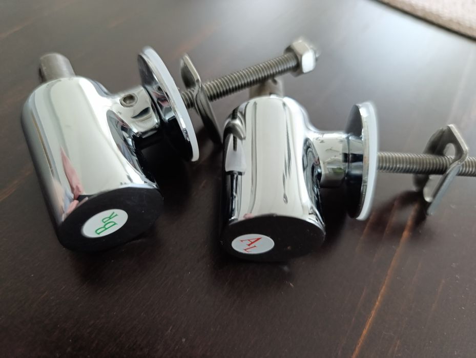 Zawiasy deski wolnopadajacej Koło Nova