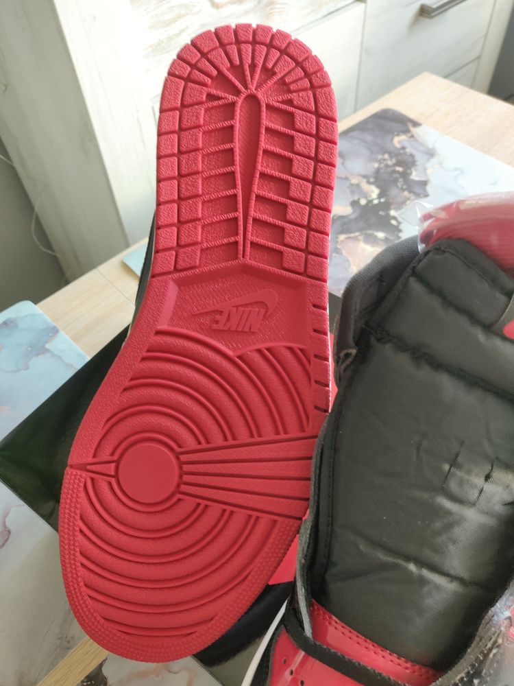 Nike Air Jordan 1 Patent Bred 44,5EU (10.5US)