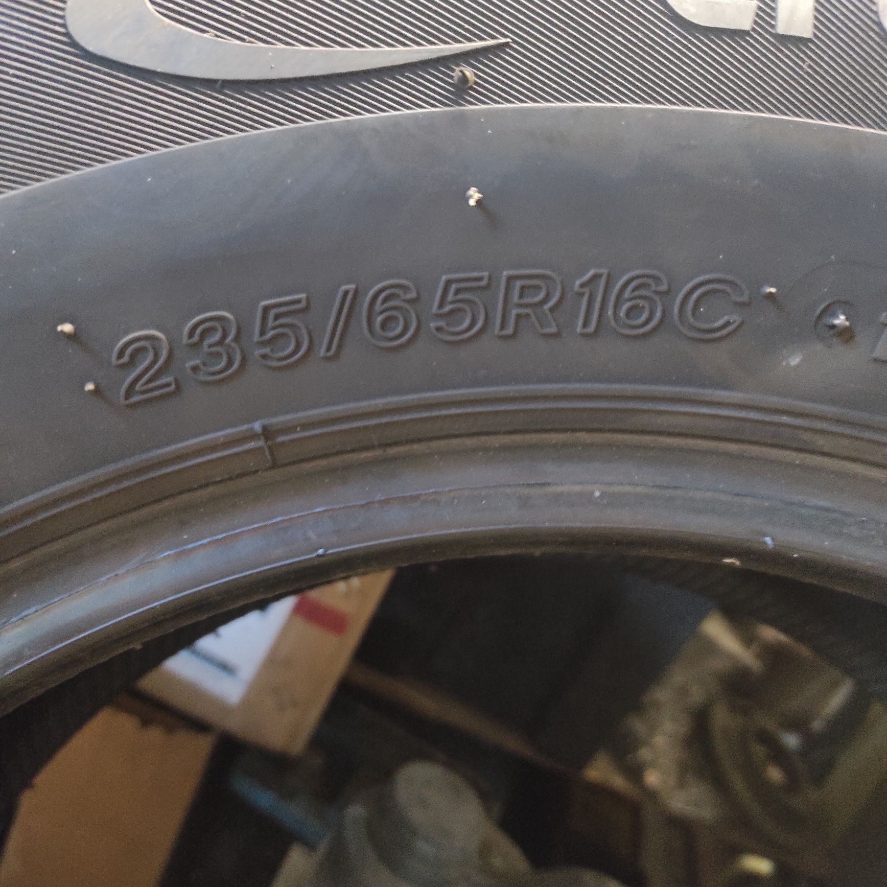 Opony 235/65R16C