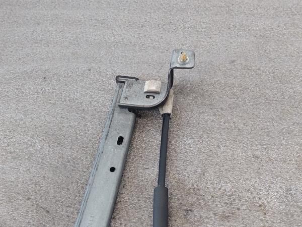 Elevador vidros trás esquerdo PEUGEOT 106 II (1A_, 1C_)