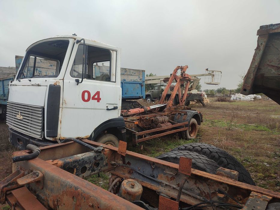 МАЗ 5335,  запчастини МАЗ