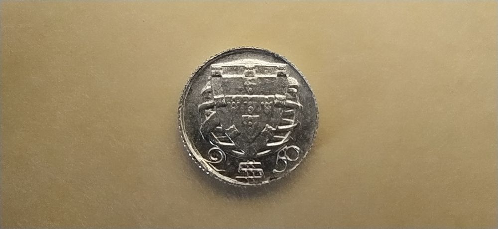 2$50 República Portuguesa 5mm 1976