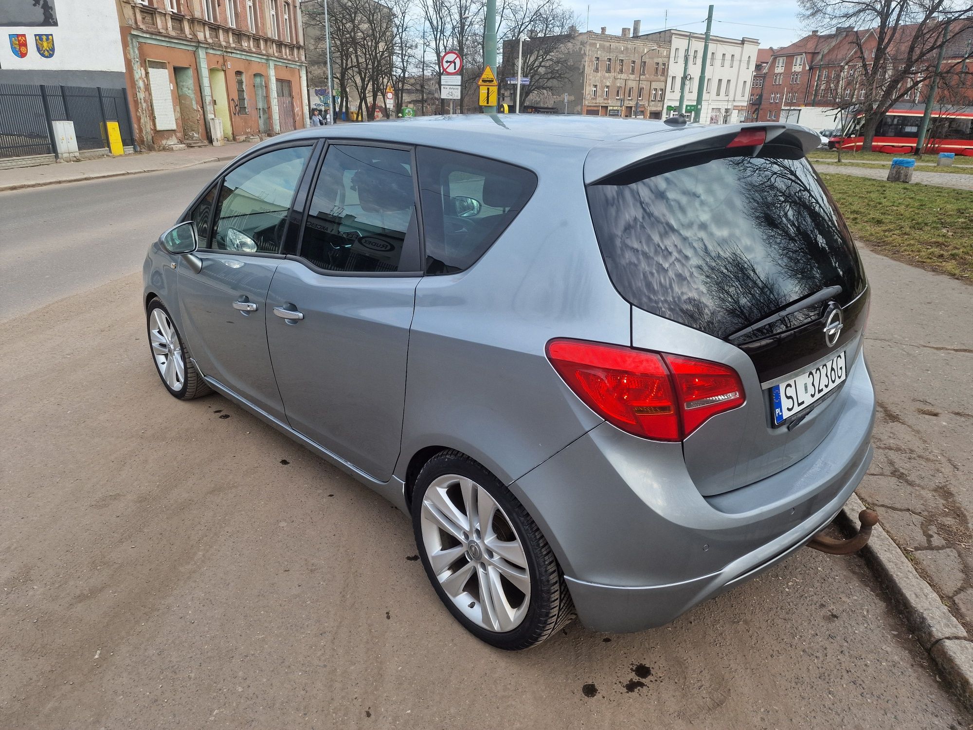 Piękna Meriva B w OPC line