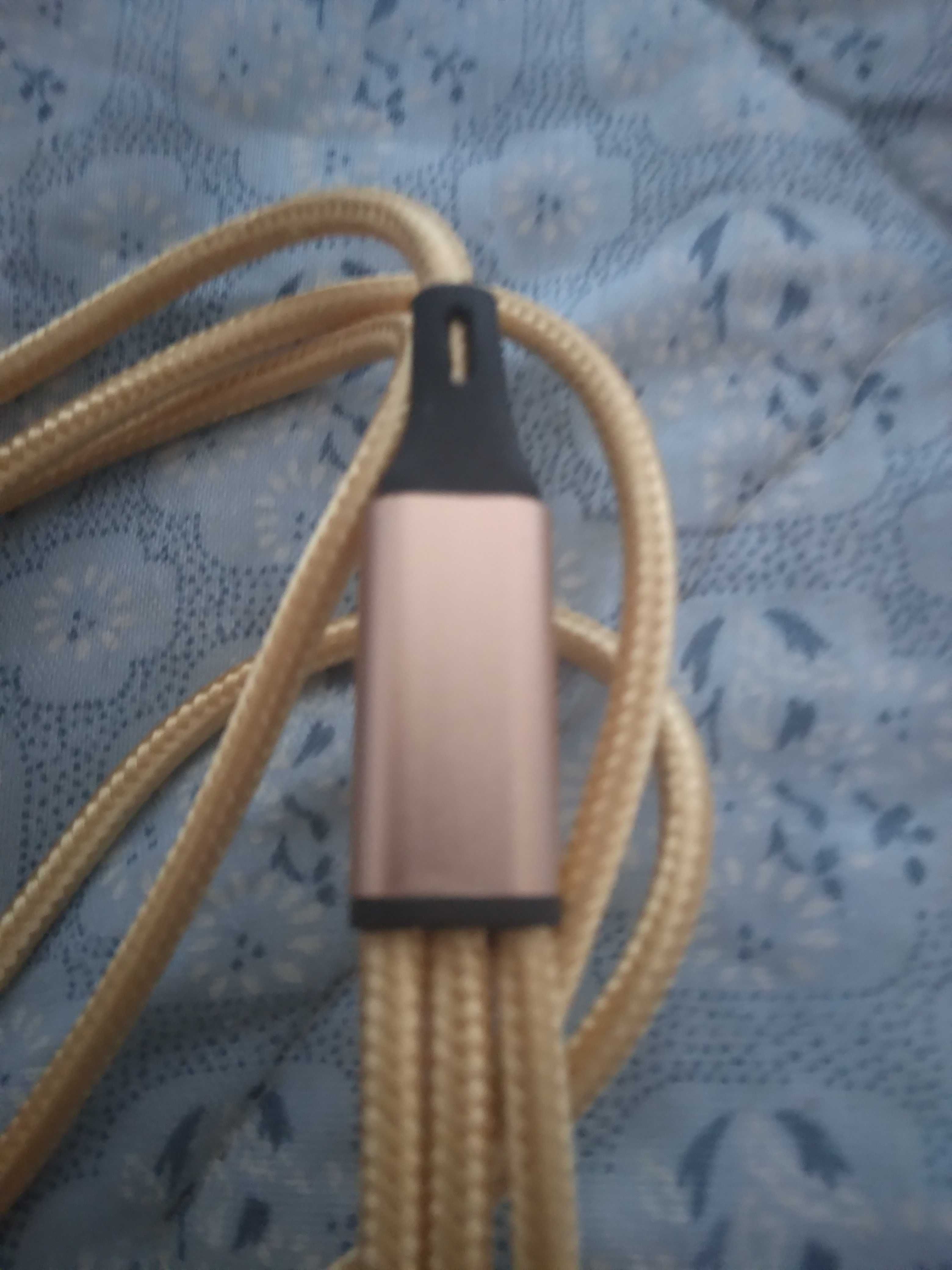 cabo USB com todas ligaçoes possíveis All telemóveis **Novo**