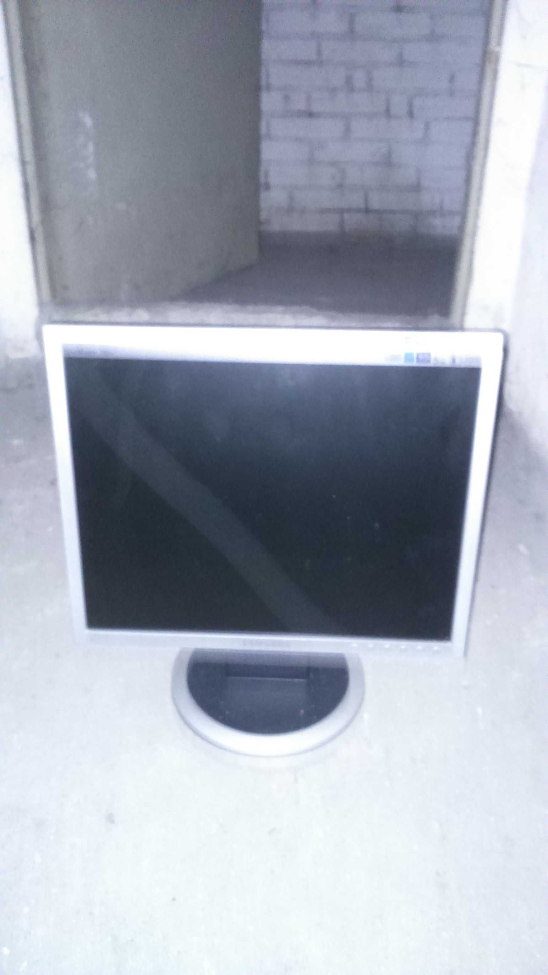 Monitor firmy samsung