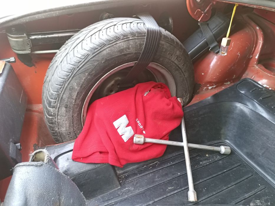 Продам ваз 2105 1984 року не варена не крашина 1.3