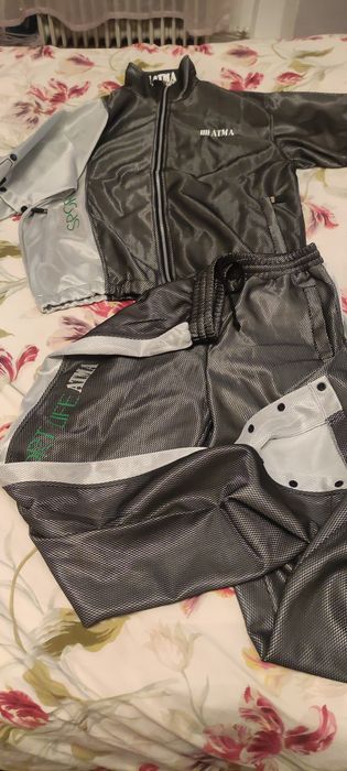 Спортивний костюм