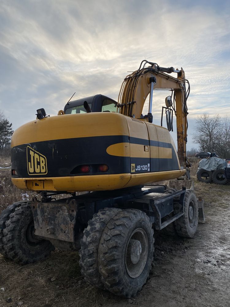 Екскаватор JCB JS 130 2009 рік.