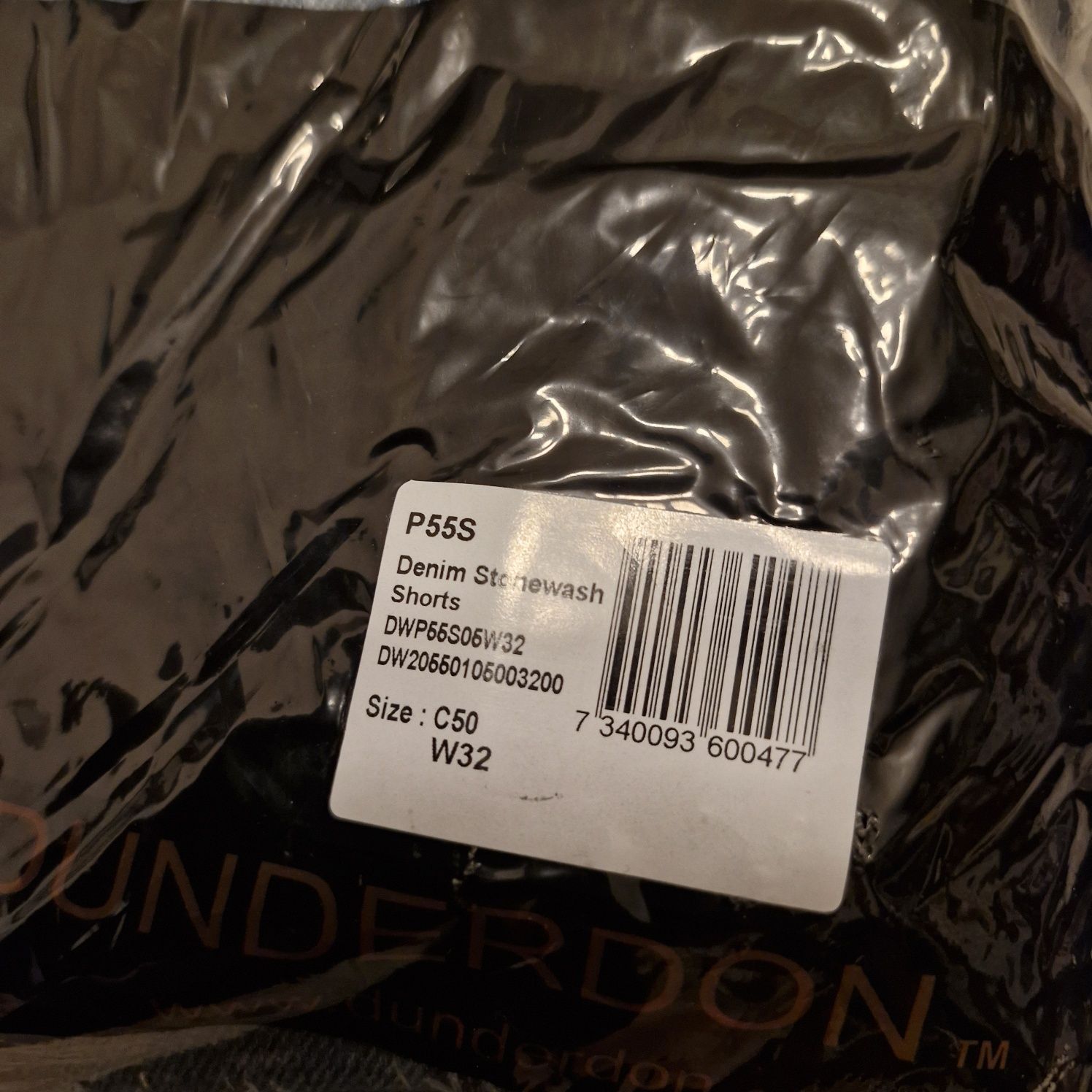 Krótkie spodenki snickers rozmiar C50