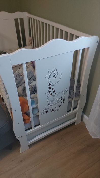 Zestaw dla dziecka: Łóżeczko + Huśtawka Caretero + Wanienka