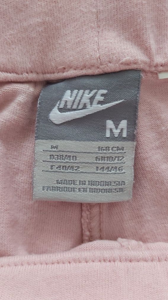 Calções Nike desportivos senhora