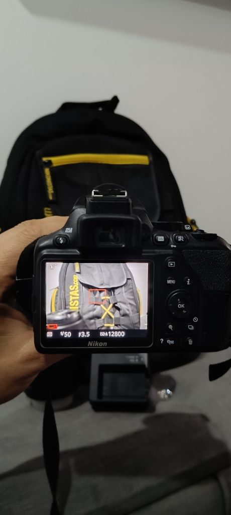 Máquina fotográfica Nikon D3500 + objetivas
