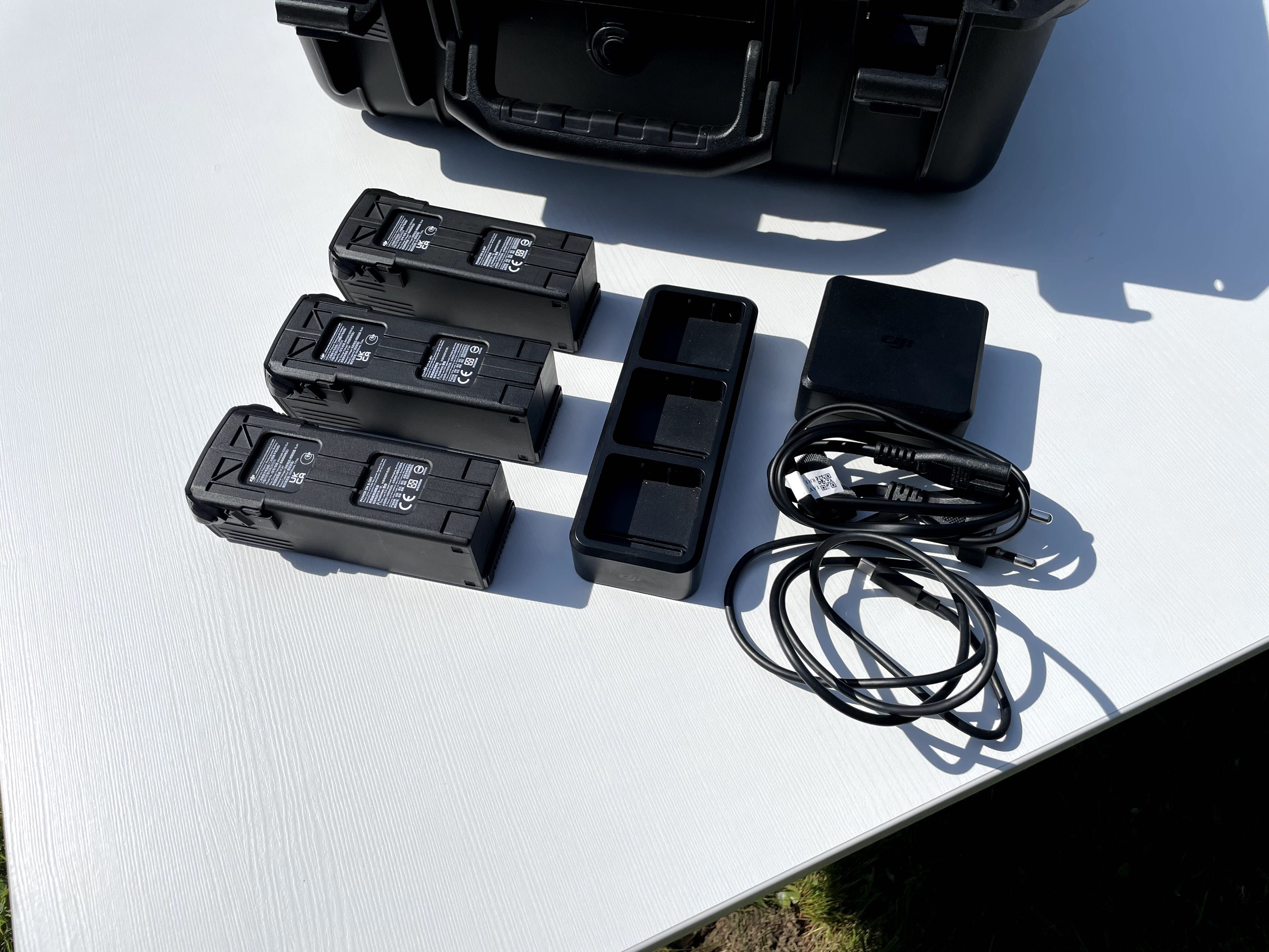 DJI Mavic 3 Enterprise + 3 baterie + 1 rok DJI Care