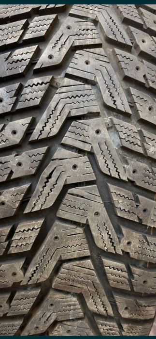 Гума Зима  Hankook 205 65 15 8,5 мм