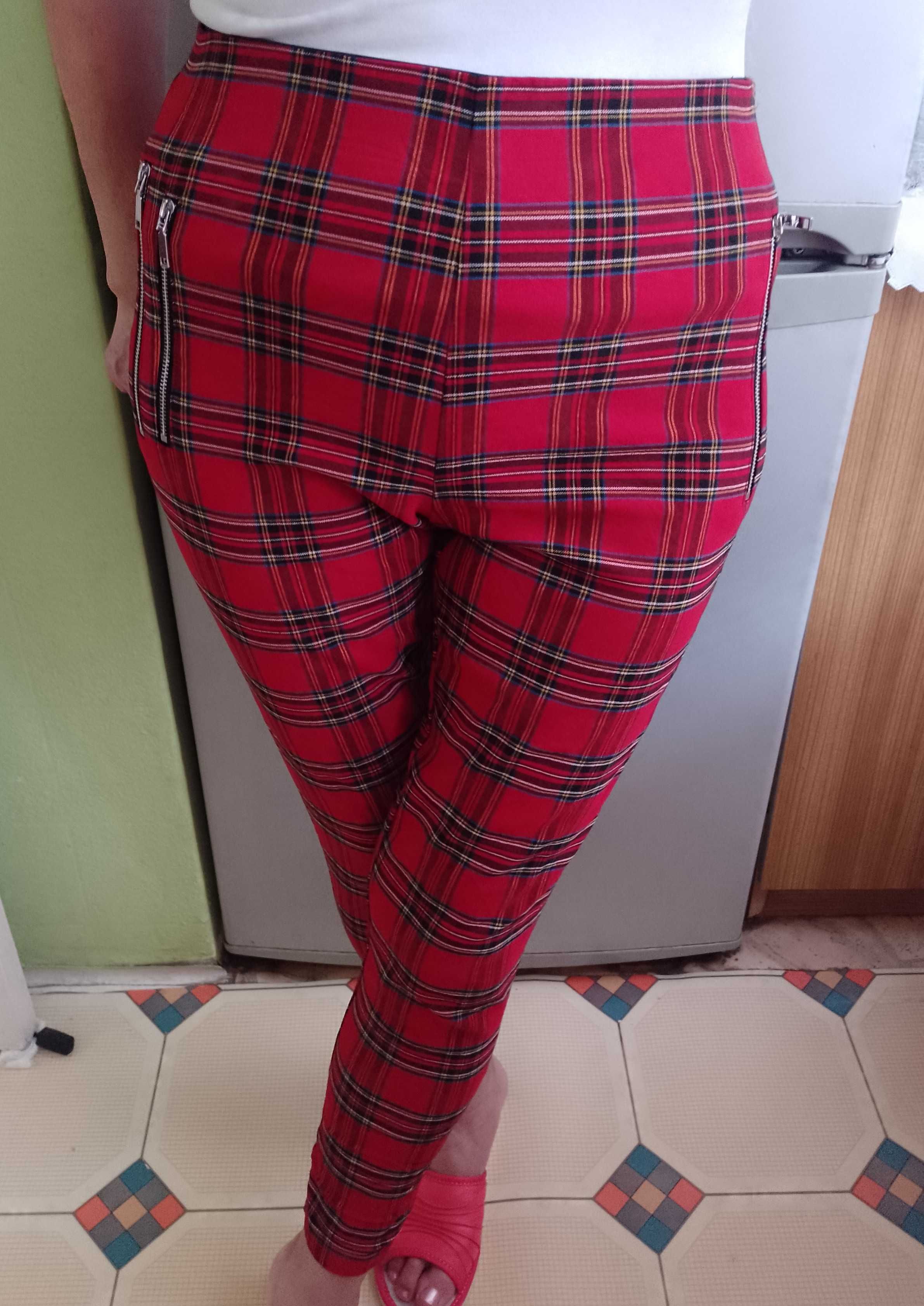 (40/L) ZARA/ Czerwone Spodnie w kratkę z Madrytu, Legginsy rurki