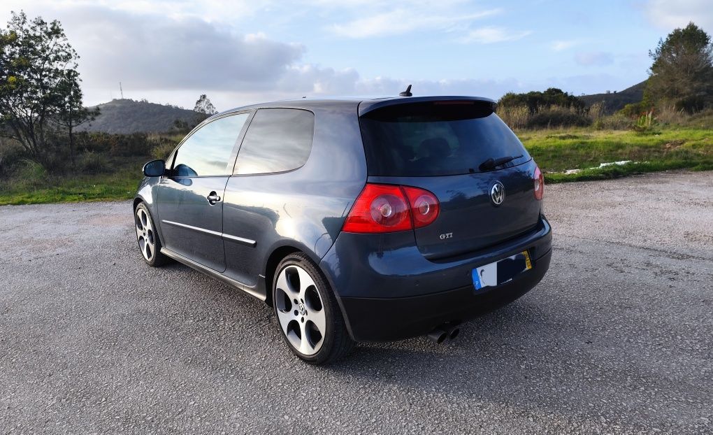 VW Golf V GTI DSG - Nacional