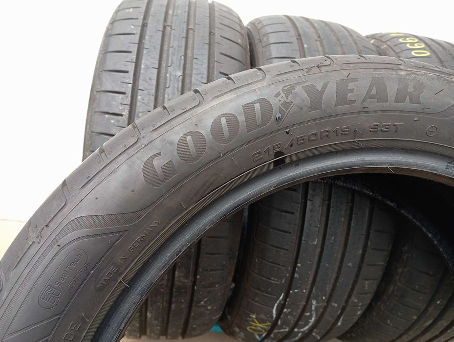 4x 215/50 R19 93T Goodyear EfficientGrip Performance 5,7-6,7mm 2020r