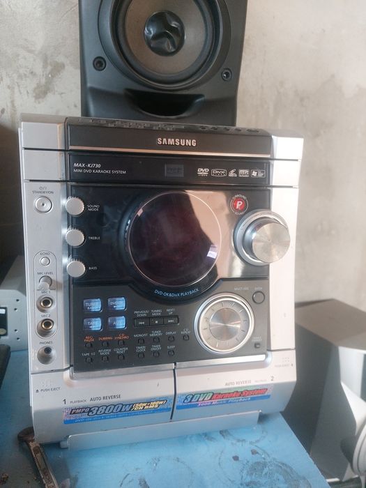 Музикальний центр Samsung max-KJ730