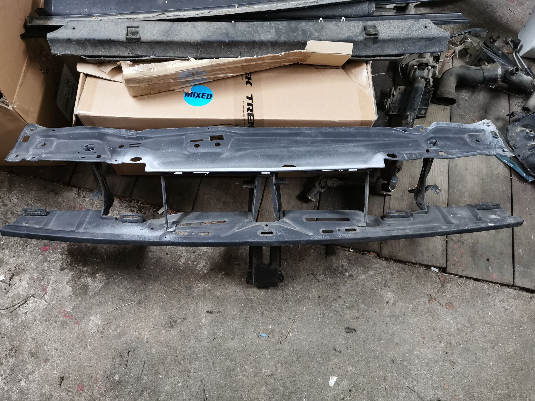 Vw Corrado pas przedni wzmocnienie czołowe G60 16V 2V NT ST stan bdb