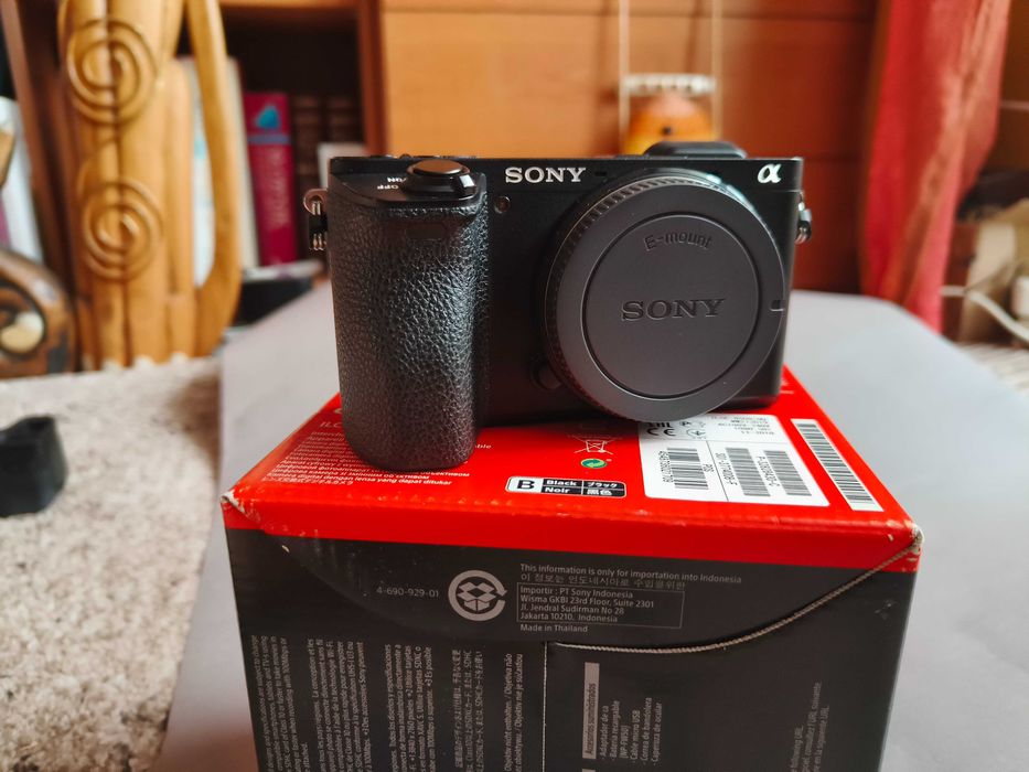 Sony a6500 + grip Meike