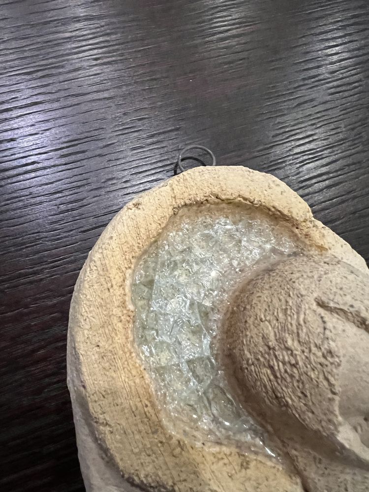 Rzeźba Matki Boskiej do zawieszenia
