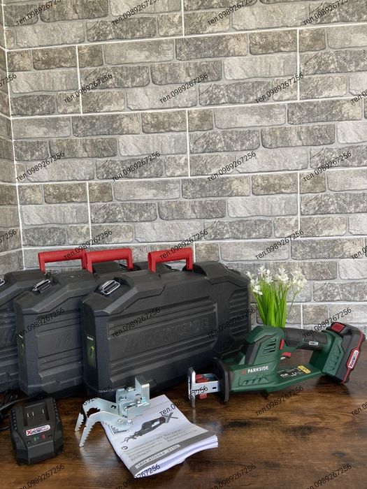 Акумуляторна шабельна сабельна пилка пила, сучкоріз, сучкорез Parkside