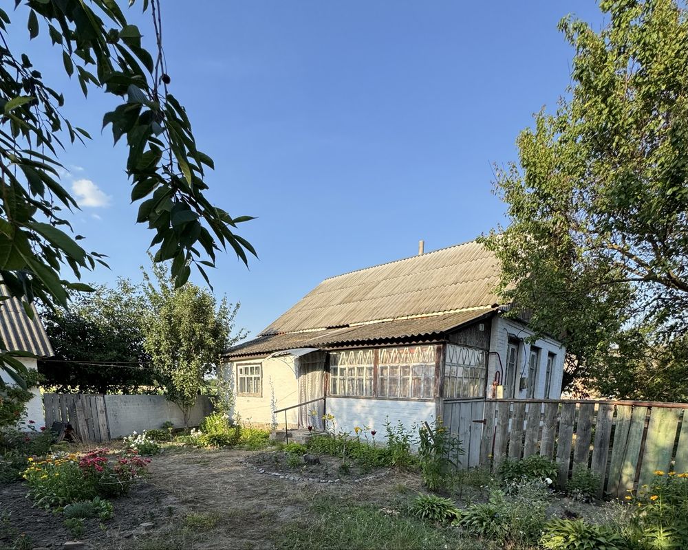 Продам будинок в селищі Котельва Полтавського району