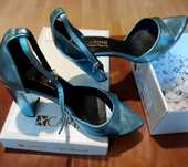 Buty carinii rozmiar 40 skóra naturalna